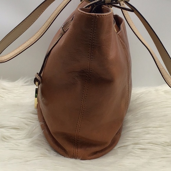 Michael Kors Brown Leather Shoulder Bag - Picture 5 of 16